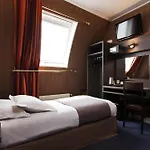 هوم لاتن 3* باريس