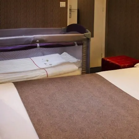 Hotell Latin 3*